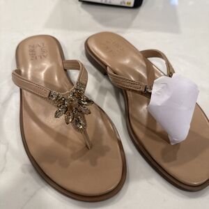 Naturalizer Liliana Slip-On Thong Jewel Sandal - Creme Brûlée Size 6 1/2